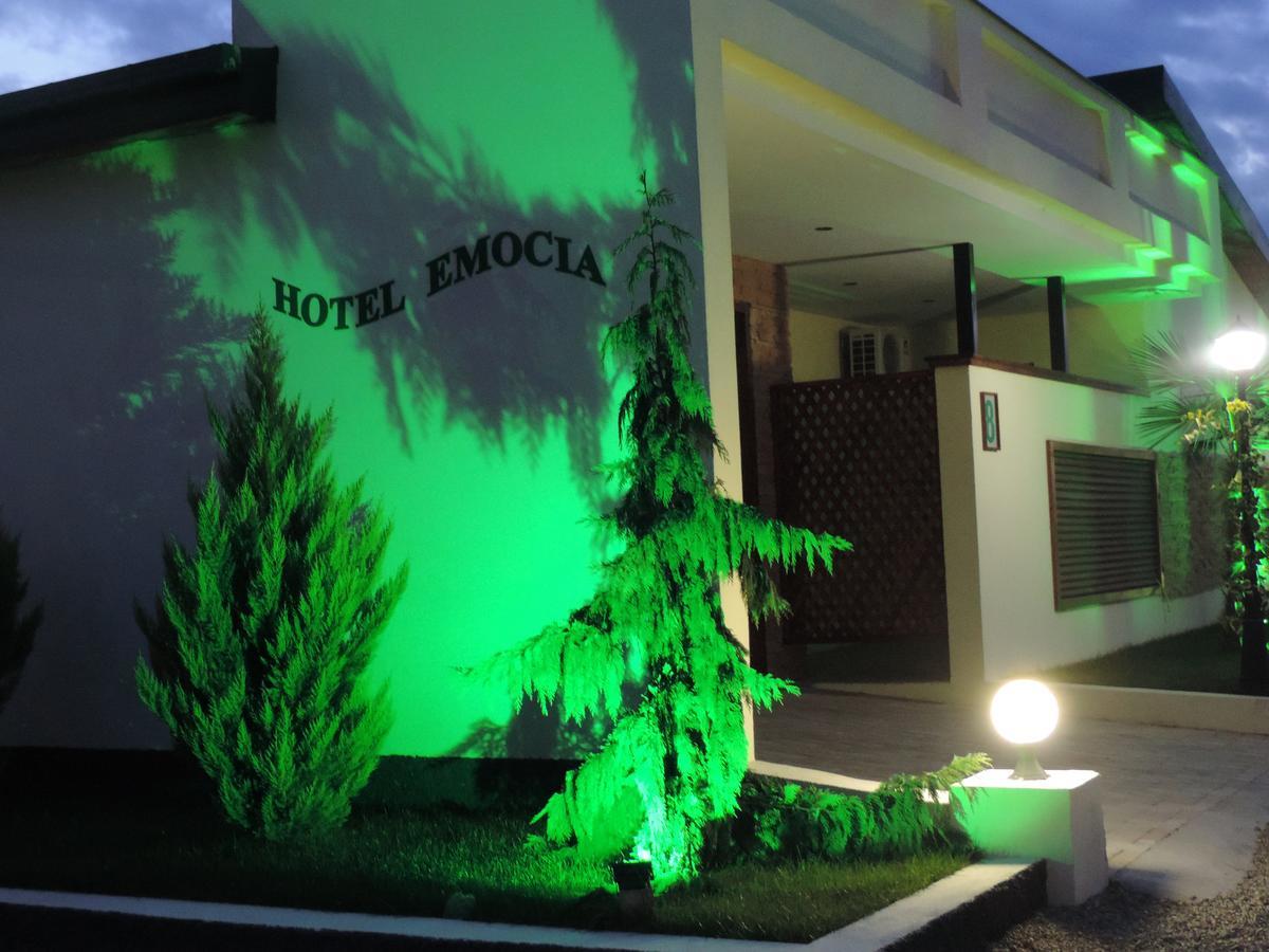 Hotel Emocia Natakhtari Eksteriør bilde